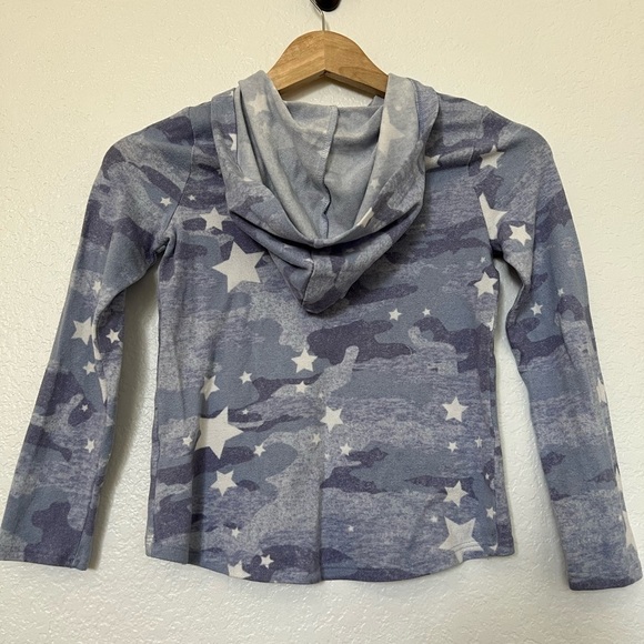 🟢 3 for $15. Girls Belle du Jour pajama top and bottom set- SZ Small - Picture 4 of 15